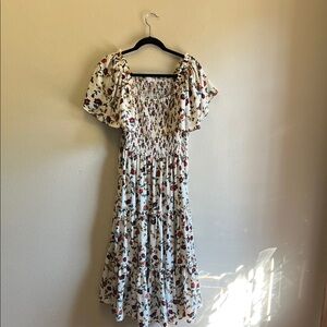 Ivy City Co White Floral Midi Dress